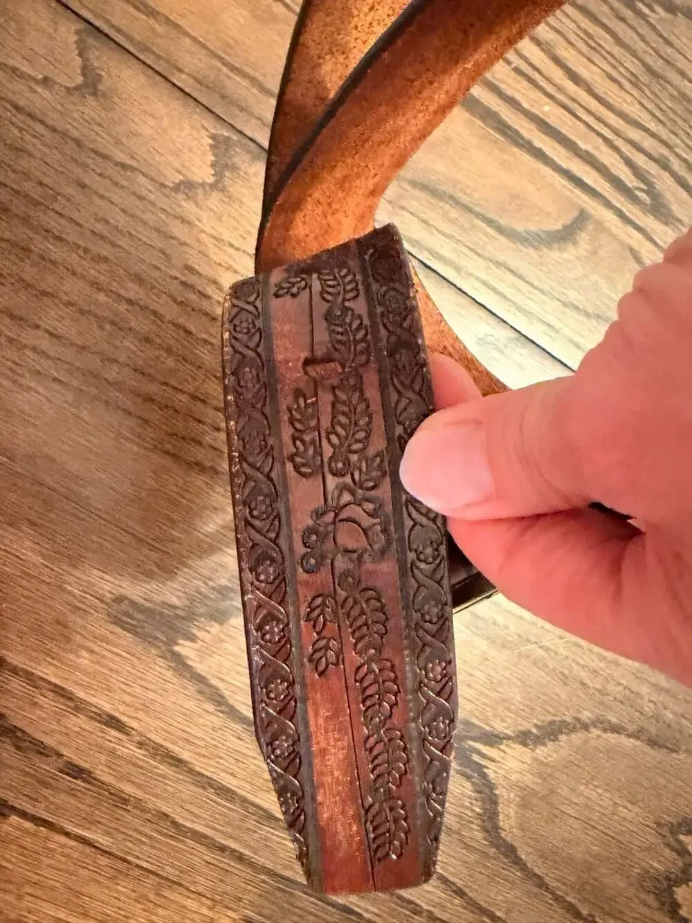 Vintage 2006 GAP 1969 Tooled Leather Belt Yellow Buckle Boho Western Size M